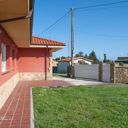 Av Casa Aurora Quintes 別荘 ビリャビシオサ